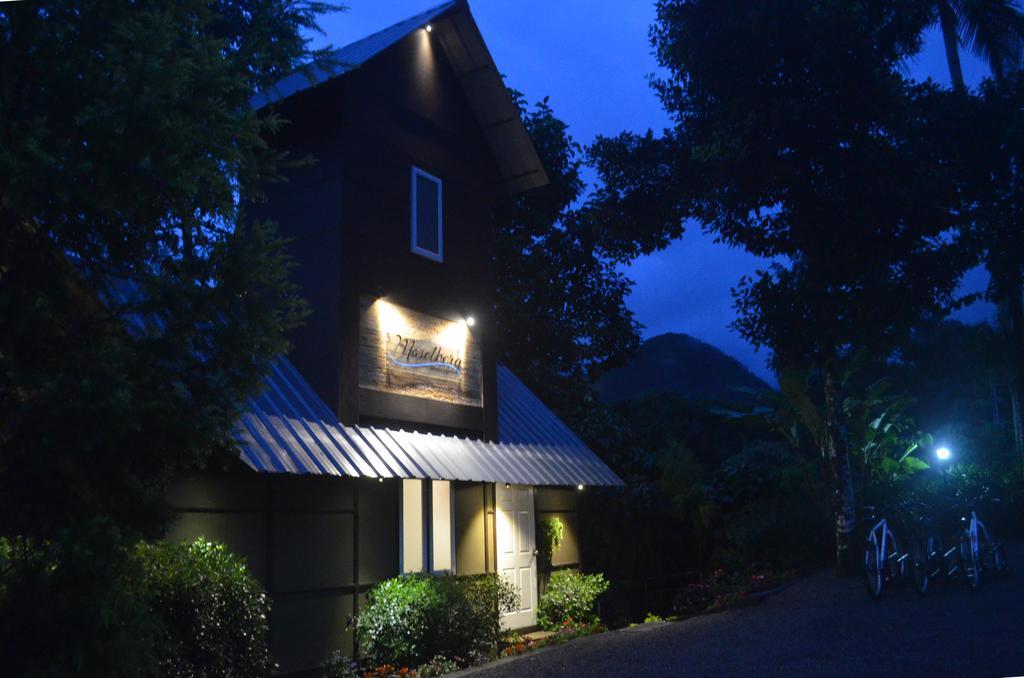 Moselberg Riverside Cottages Munnar Exterior foto
